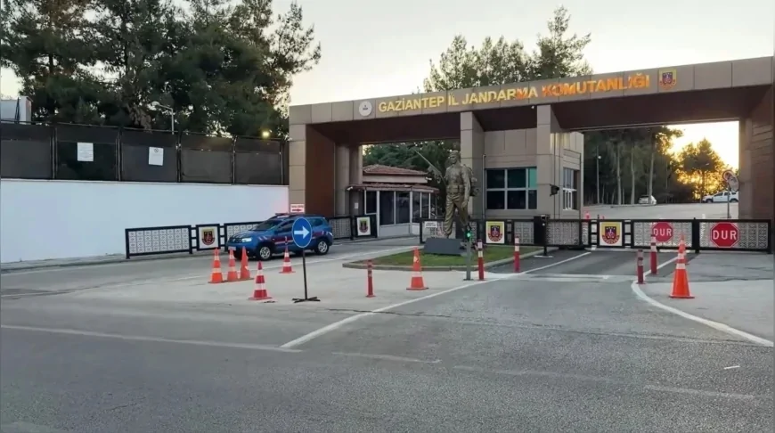 İçişleri Bakanlığı koordinasyonunda 9 il merkezli dev siber operasyon: 73 şüpheli yakalandı 2 milyar 300 milyon TL hesap hareketi tespit edildi