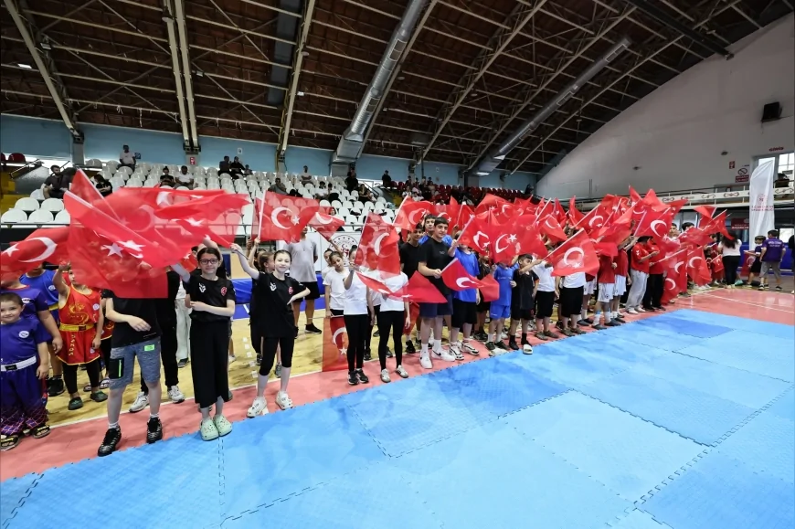 Manisa Gençlik ve Spor İl Müdürü Yunus Öztürk: “Tüm çocuklarımızı ücretsiz spor kurslarımıza bekliyoruz”