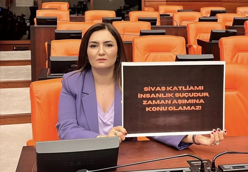 CHP İzmir Milletvekili Av. Sevda Erdan Kılıç: “Madımak’ı Yakan Zihniyetle Mücadelemiz Sürüyor”
