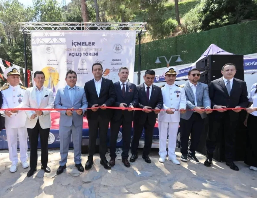 Muğla Büyükşehir Belediyesi Marmaris İçmeler’de yenilediği halka açık eğitim ve su sporları tesisini Denizcilik ve Kabotaj Bayramı’nın 100. yılında hizmete açtı