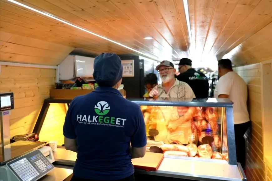Aydın Büyükşehir Belediye Başkanı Özlem Çerçioğlu’nun Mobil Halk Ege Et Hizmeti Didim Akbük Mahallesi’nde Vatandaşlardan Yoğun İlgi Gördü