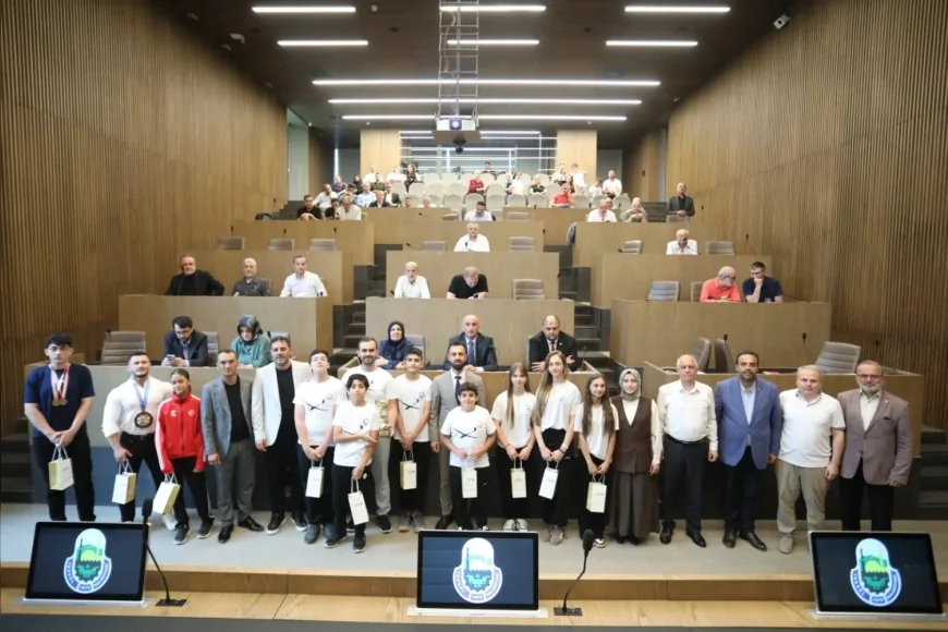 İNEGÖL BELEDİYESİ TEMMUZ AYI OLAĞAN MECLİS TOPLANTISINDA 36 GÜNDEM MADDESİ KARARA BAĞLANDI