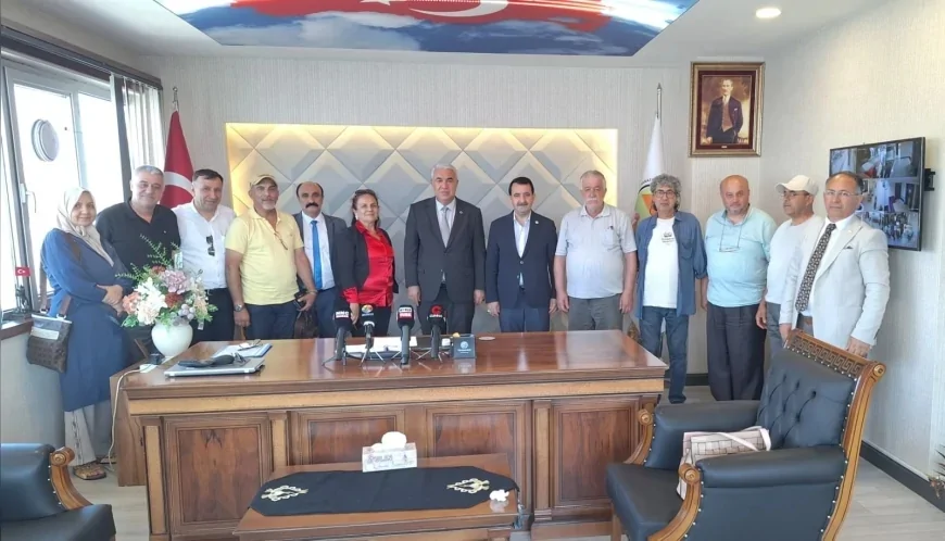 Kahramanmaraş Esnaf ve Sanatkârlar Odaları Birliği Başkanı Ahmet Kuybu, 18 İlden Gelen Basın Temsilcileriyle Şehrin Geleceğini Değerlendirdi