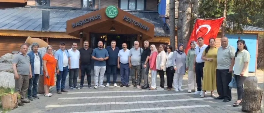 Kahramanmaraş'ta ağırlanan gazeteciler ve STK temsilcileri kentteki gözlemlerini World Türk TV mikrofonlarına değerlendirdi