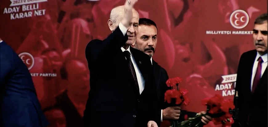 MHP Genel Başkanı Devlet Bahçeli’nin Genel Başkanlık Görevindeki 30. Yılı İçin “Otuz Yılın Şerefi” Eseri Yayınlandı