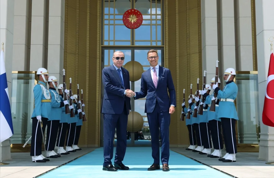 Cumhurbaşkanı Recep Tayyip Erdoğan Finlandiya Cumhurbaşkanı Alexander Stubb ile NATO Zirvesi Kapsamında Görüştü