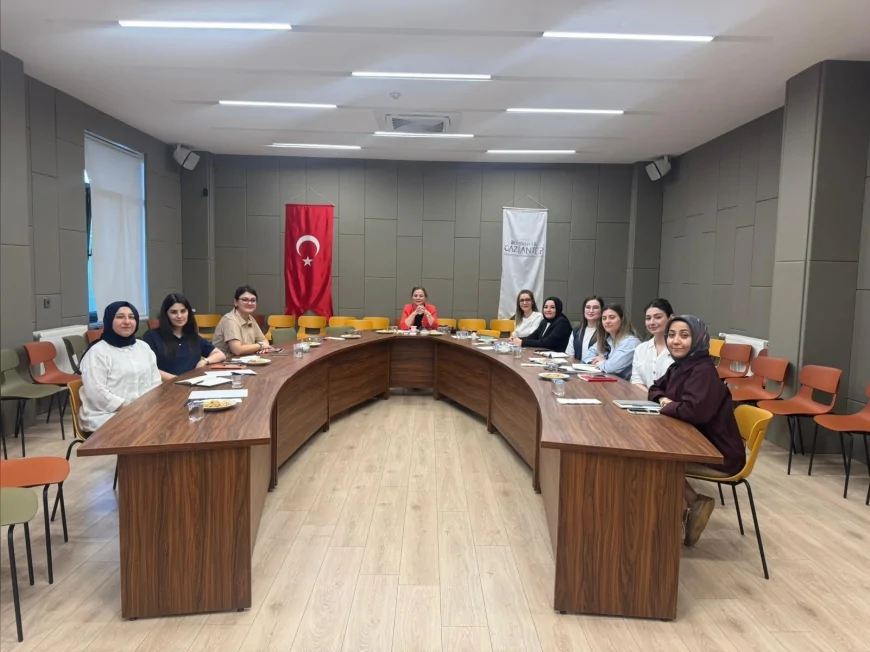Elazığ Beyaz Ev Aile Merkezi Modeli Gaziantep'te Tanıtıldı, Aile Odaklı Hizmetler Masaya Yatırıldı