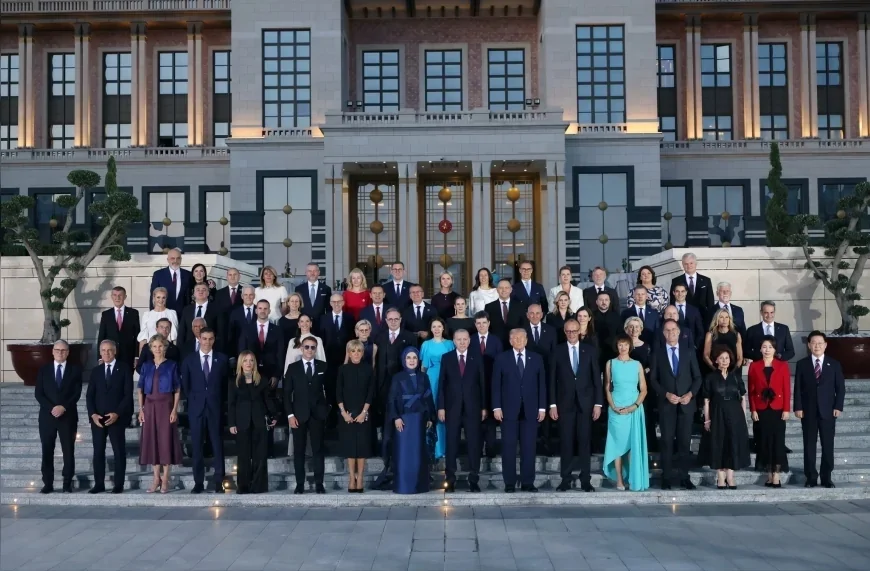 Cumhurbaşkanı Recep Tayyip Erdoğan’ın eşi Emine Erdoğan: “Bu önemli zirvenin, diyalog ve uzlaşı kültürünü daha da ileri taşımasını diliyorum”