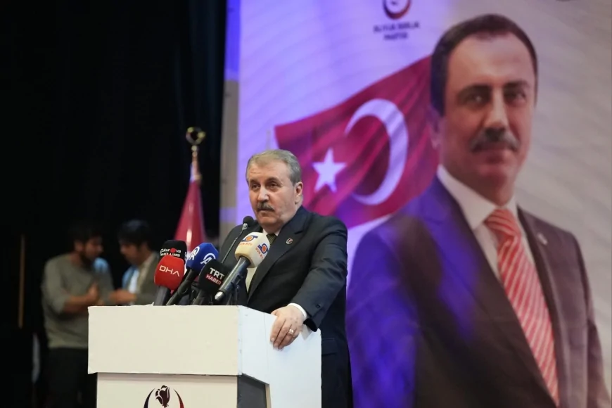 Büyük Birlik Partisi Genel Başkanı Mustafa Destici: “Asıl başarı, zirvede verilen mesajların kalıcı kazanımlara dönüşmesiyle anlam kazanacaktır”