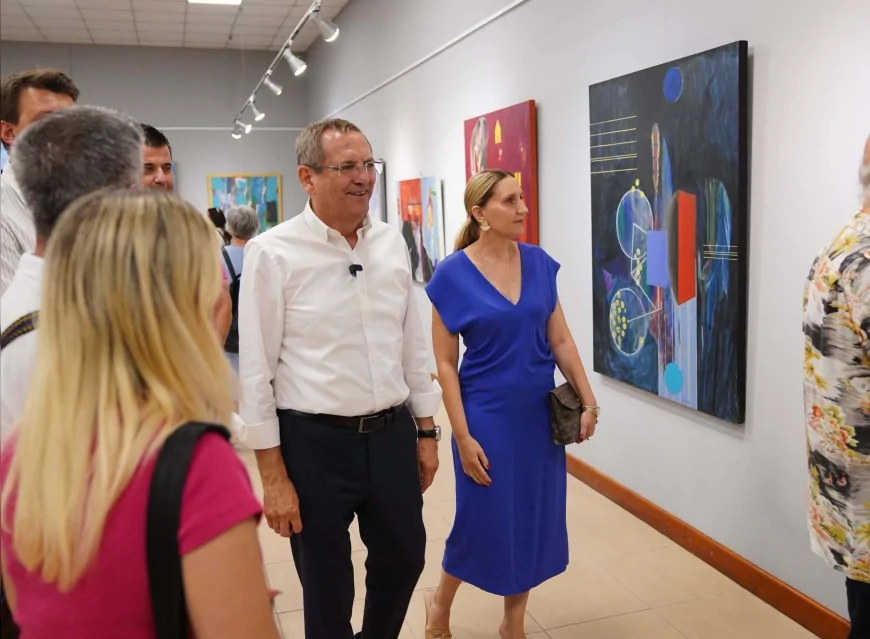 Ayvalık Belediye Başkanı Mesut Ergin: “Ayvalık'ın uluslararası kültür ve sanat merkezi olma yolculuğunu desteklemeyi sürdüreceğiz”