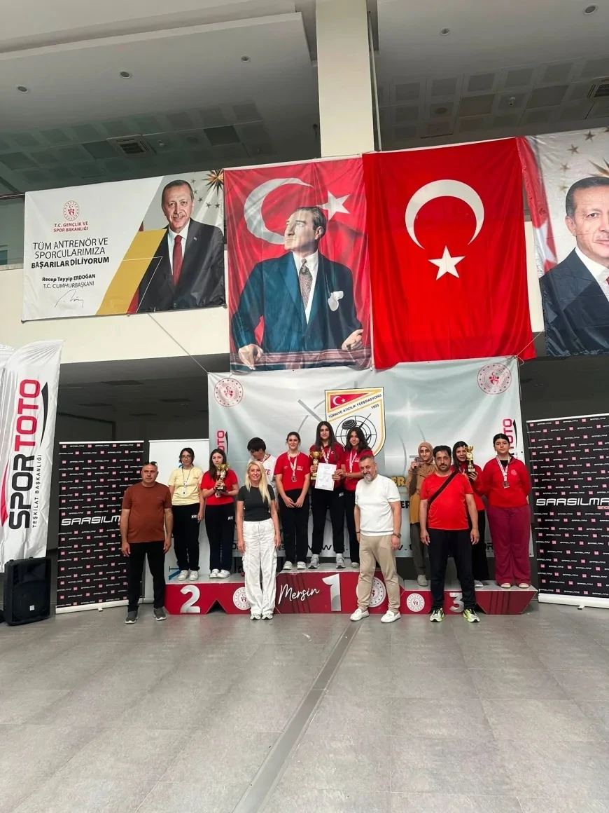 Manisalı Atıcılar Mersin’de Türkiye Şampiyonu Oldu, U-15 Kadınlar Havalı Tüfek Takım Rekorunu Kırdı