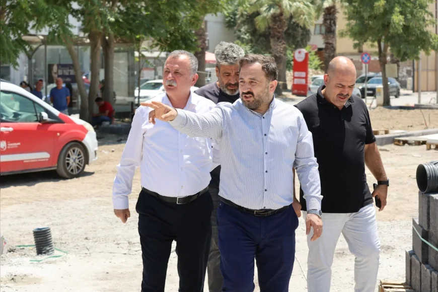 Yunusemre Belediye Başkanı Semih Balaban, Karaali Mahallesi’ndeki asfalt çalışmalarını yerinde inceledi