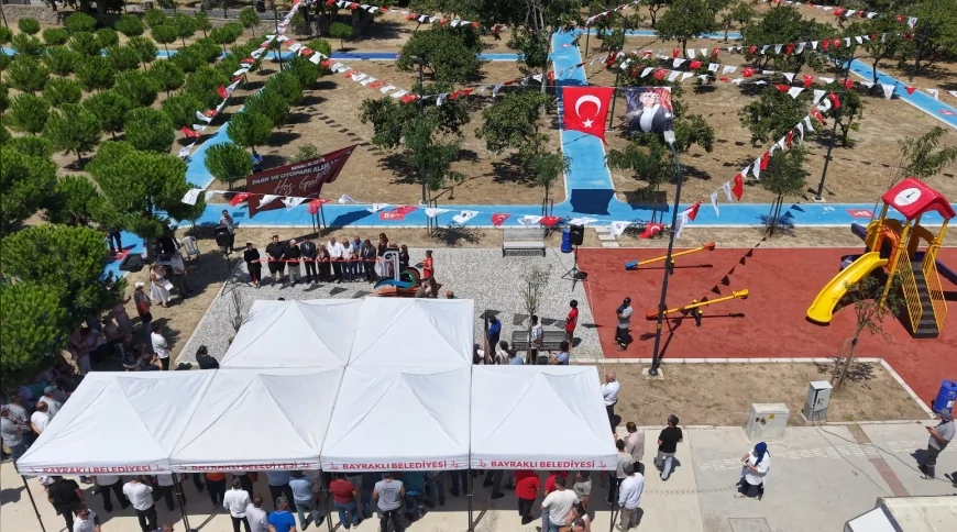 Bayraklı Belediye Başkanı İrfan Önal: “Kent kimliğimizi güçlendirecek çalışmaları sürdüreceğiz”