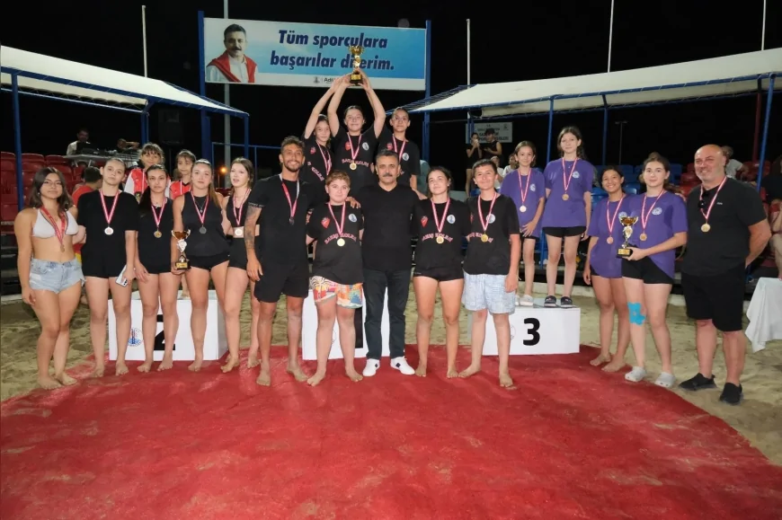 Dikili Belediye Başkanı Adil Kırgöz: “Sporun ve dostluğun kazandığı bir haftayı geride bıraktık”