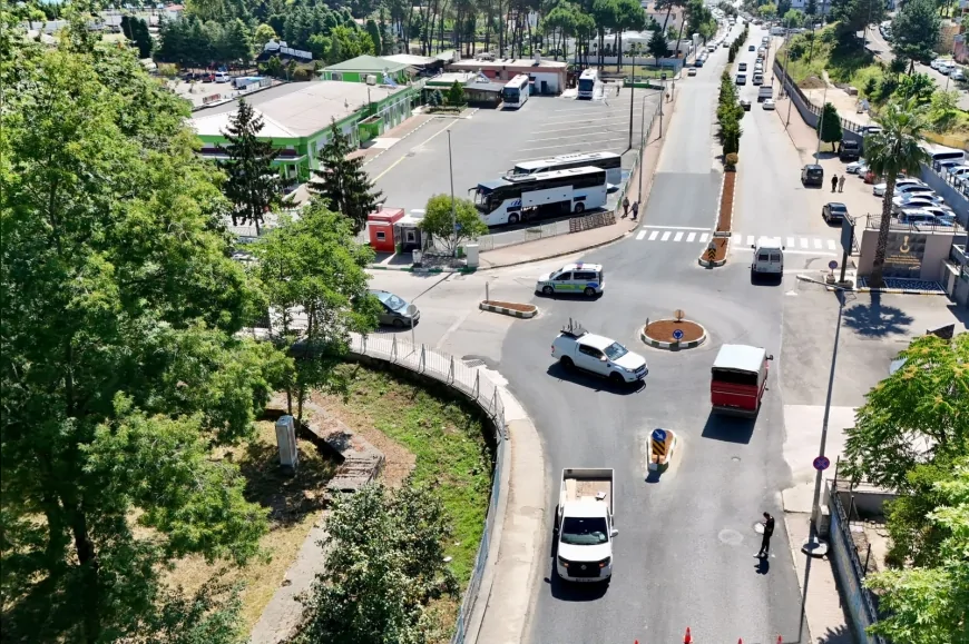 Giresun Belediyesi Teyyaredüzü’nde Yeni Dönel Kavşaklarla Trafik Akışını Daha Güvenli Hale Getirdi