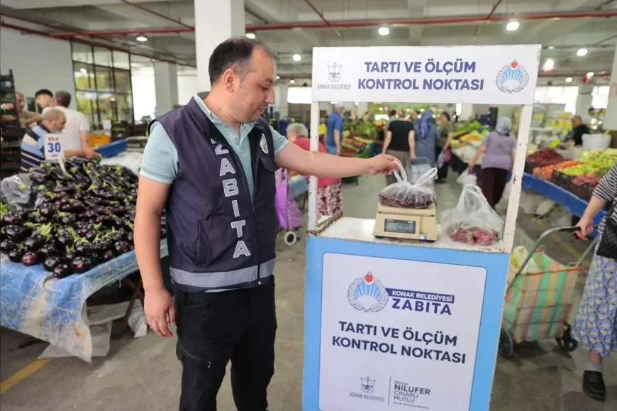 Konak Belediye Başkanı Nilüfer Çınarlı Mutlu: “Pazaryerlerimizde denetimlerimize ve tüketiciyi koruyan uygulamalarımıza devam ediyoruz”