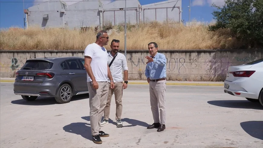 TEPEBAŞI BELEDİYE BAŞKANI DT. AHMET ATAÇ: “ÜRETEN, İSTİHDAM SAĞLAYAN VE KENT EKONOMİSİNE DEĞER KATAN ESNAFIMIZIN HER ZAMAN YANINDAYIZ”