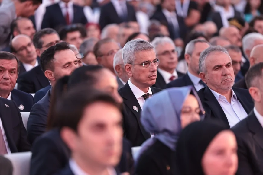Sağlık Bakanı Prof. Dr. Kemal Memişoğlu: “Hainlerin hesaplarını bozan o çelikten irade bugün de dimdik ayaktadır”