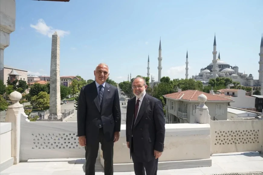 Kültür ve Turizm Bakanı Mehmet Nuri Ersoy: “Medeniyet birikimimizi ilimle buluşturan çalışmaları memnuniyetle takip ediyoruz”