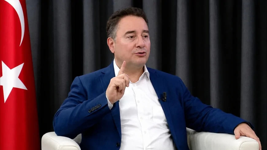 DEVA Partisi Genel Başkanı Ali Babacan: “Depremin üzerinden üç buçuk yıl geçti, niye beklediniz”