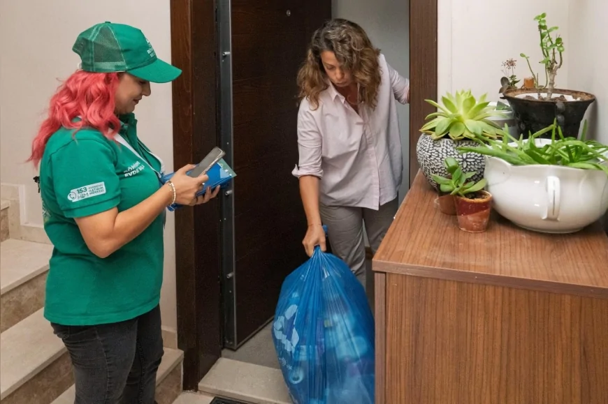 İzmir Büyükşehir Belediyesi’nin geri dönüşüm projesi Güzelbahçe’de başladı ambalaj atıkları QR kod sistemiyle takip ediliyor