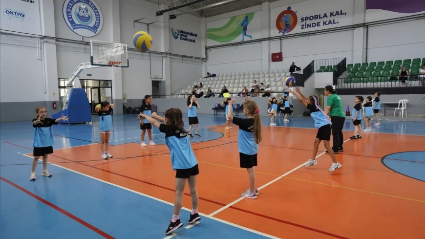 Yıldırım Belediyesi Yaz Spor Okulları’nda ikinci dönem heyecanı başladı 16 branşta binlerce çocuk sporla buluşuyor