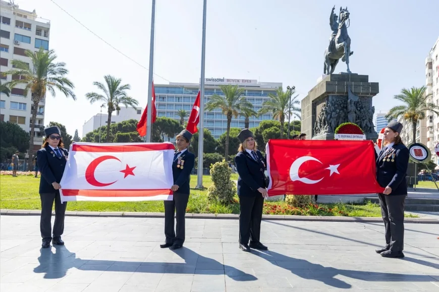 İzmir’de 20 Temmuz Barış ve Özgürlük Bayramı töreninde Kıbrıs Barış Harekatı anıldı