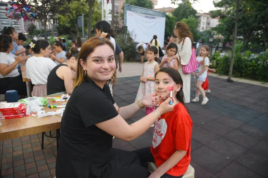 Giresun Belediyesi Yaz Etkinlikleri açık hava sinemasıyla çocuklar ve aileleri bir araya getirdi