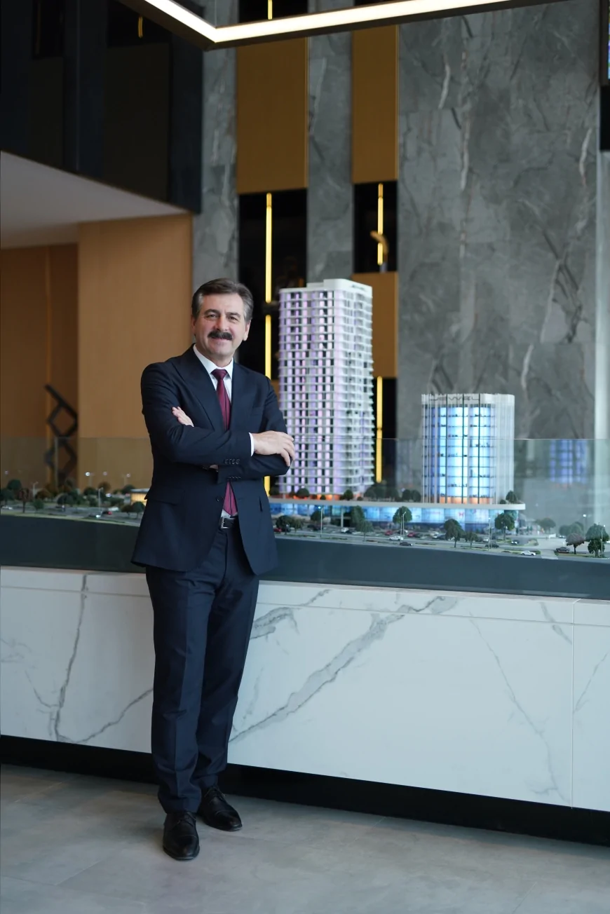Ünsal Şirketler Grubu Yönetim Kurulu Başkanı Orhan Ünsal'dan hava taksi gösterimi Ankara'dan Gümüşhane'deki köyüne uçtu