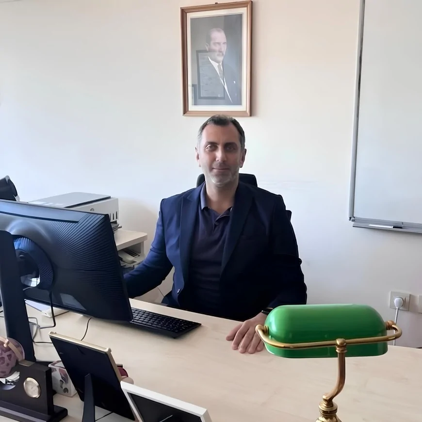 Ege Üniversitesi Öğretim Üyesi Doç. Dr. Bahadır Namdar: “Genç araştırmacılarımızın yapay zekâ araçlarını en etik ve en sorumlu şekilde kullanmalarını amaçlıyoruz”