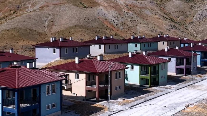 ÇEVRE, ŞEHİRCİLİK VE İKLİM DEĞİŞİKLİĞİ BAKANI MURAT KURUM: “ADIYAMANLI HEMŞEHRİLERİMİZ ÇOK BEĞENDİ”
