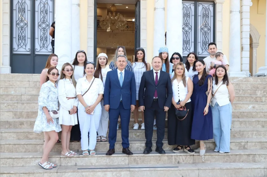 İzmir Bakırçay Üniversitesi Rektörü Prof. Dr. Rasim Akpınar: “Kültürel etkileşim uluslararasılaşma vizyonumuzun ayrılmaz parçası”