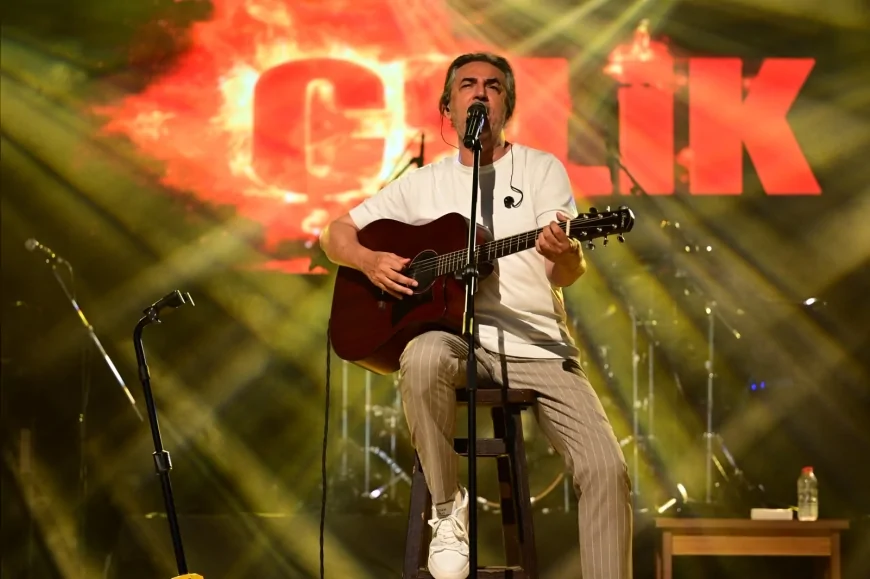 Aydın Büyükşehir Belediyesi Yaz Konserleri Didim'de Çelik Konseriyle Devam Etti
