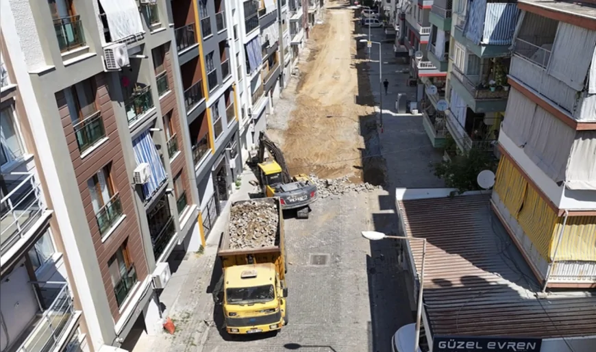 Efeler Belediye Başkanı Anıl Yetişkin: “Yol Yatırımlarıyla Ulaşım Konforunu Artırmayı Sürdürüyoruz”