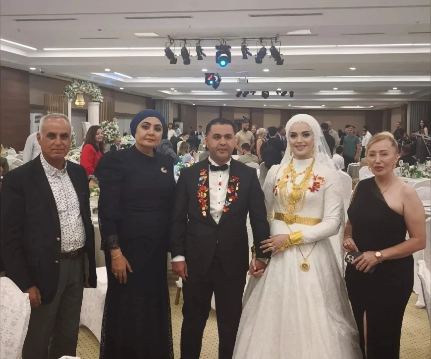 Başkent Trafik ve İş Kazası Mağdurları Derneği Genel Başkanı Av. Seffan Kılınç'ın kardeşi Cevat Kılınç Büşra Sarıgül ile evlendi