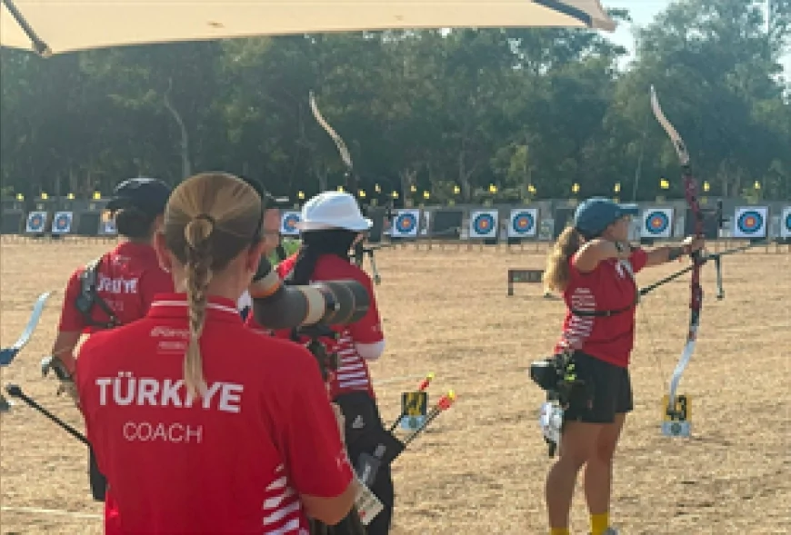 İzmir Büyükşehir Belediyesi Spor Kulübü Sporcusu Dünya Yenihayat Avrupa Şampiyonası'nda İki Altın ve Bir Gümüş Madalya Kazandı