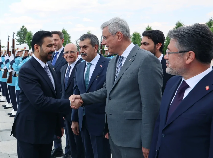 SAĞLIK BAKANI PROF. DR. KEMAL MEMİŞOĞLU: “CUMHURBAŞKANIMIZIN EV SAHİPLİĞİNDEKİ RESMÎ TEMASLARIN HER İKİ ÜLKE ADINA HAYIRLI OLMASINI TEMENNİ EDİYORUM”