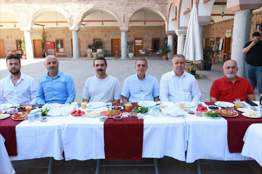 Şehzadeler Belediye Başkanı Hakan Şimşek: “Kurşunlu Han’ı Yaşayan Bir Kültür Ve Sanat Merkezi Haline Getirmekte Kararlıyız”