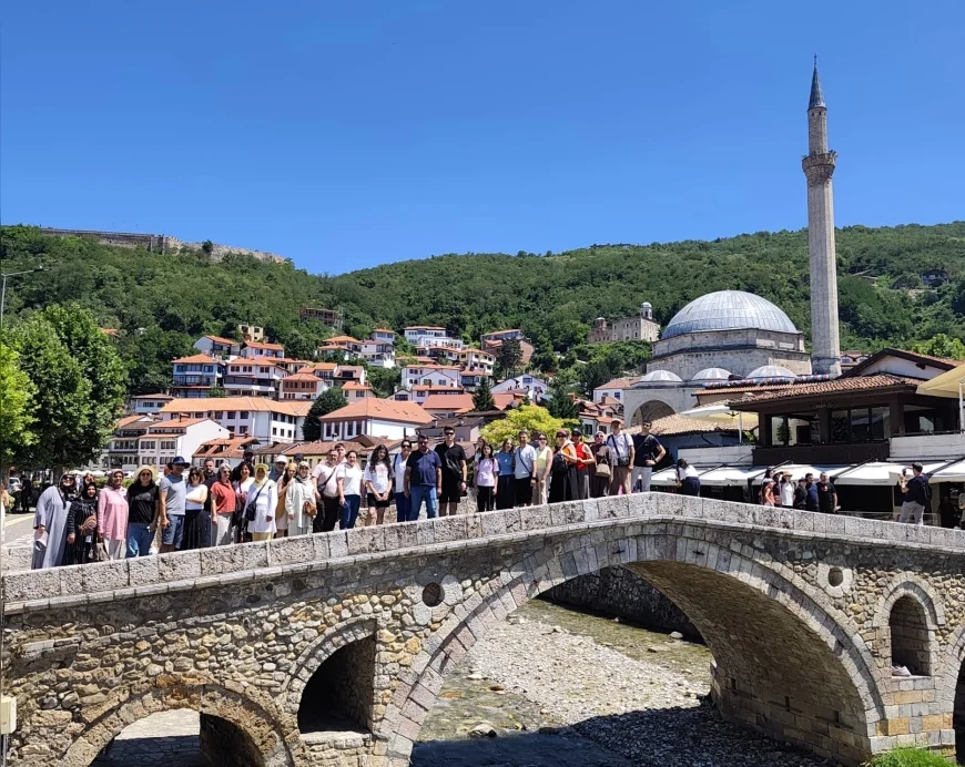 Eğitim-Bir-Sen Adana Şube Başkanı Mustafa Sarıgeçili: “Ecdadın İzinde Gönül Köprüleri Kuruyoruz”