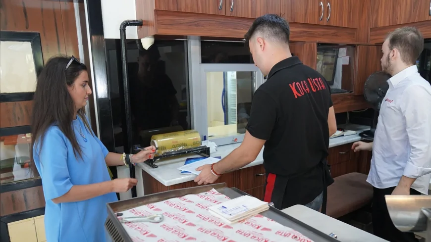 Tepebaşı Belediyesi Mavi Bayrak denetimlerini sürdürdü, 12 işletme detaylı incelemeden geçti