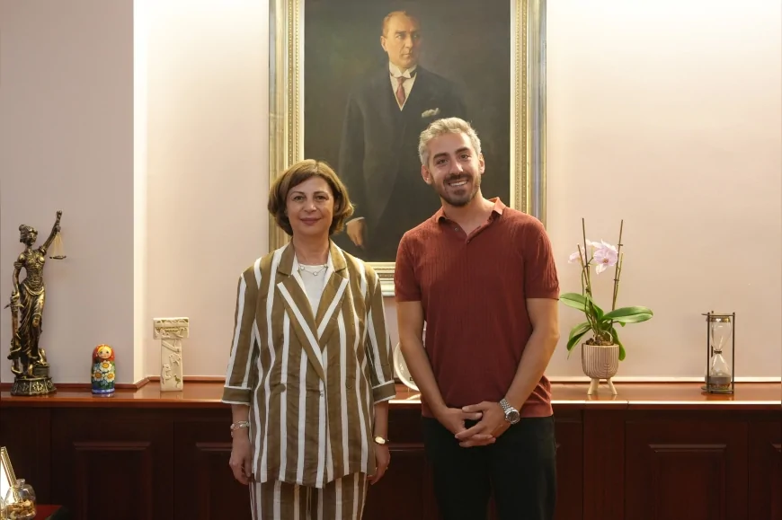 Berchem Belediye Başkanı Erkan Öztürk: “Gurbetçilerle bağları güçlendirecek ortak çalışmalar yapabiliriz”