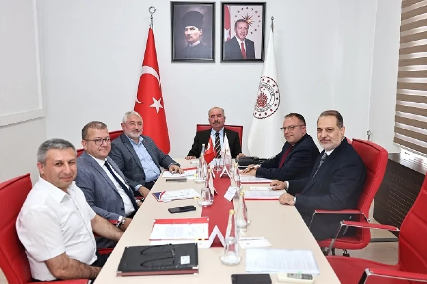 Çorum Valisi Ali Çalgan: “Çorum 2. OSB'nin yatırım ve altyapı süreçleri kapsamlı şekilde değerlendirildi”
