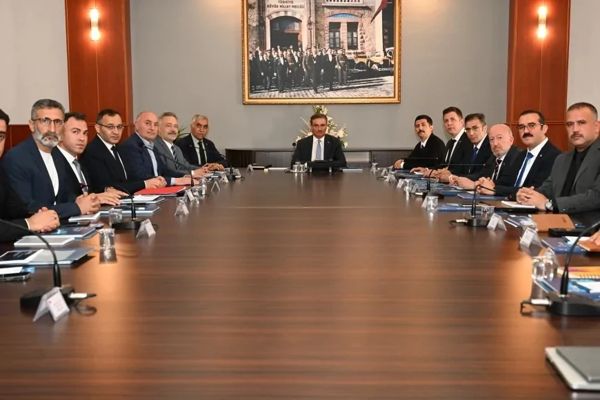 Erzurum Valisi Aydın Baruş: “Veri merkezi yatırımları gelecekteki girişimcilere de yol gösterecek”