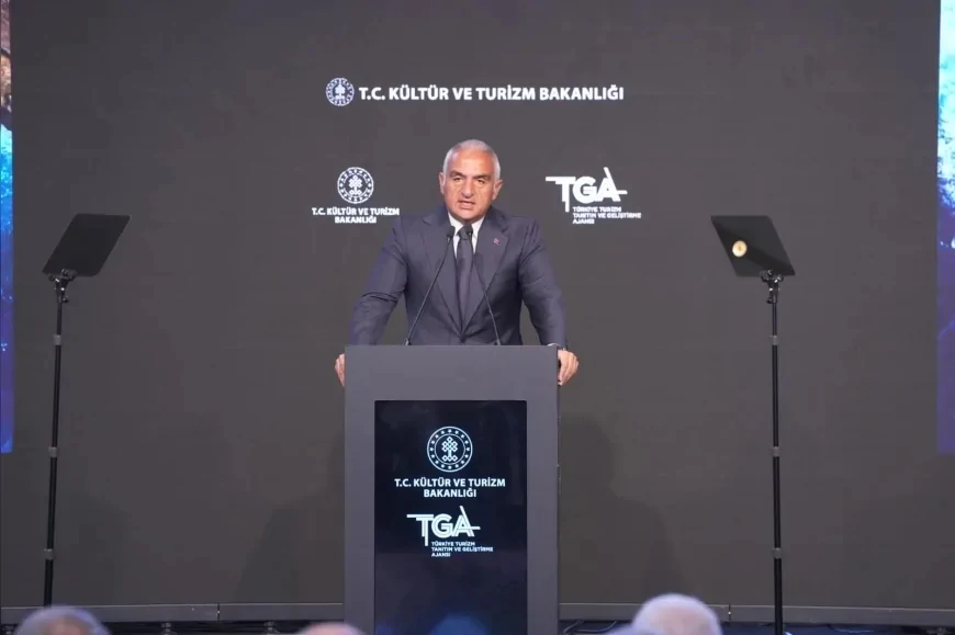 Kültür ve Turizm Bakanı Mehmet Nuri Ersoy: "Ateş çemberine rağmen Türkiye turizmde istikrarını korudu"