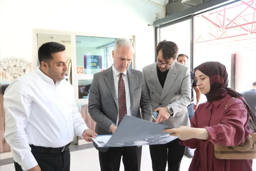 İnegöl Belediye Başkanı Alper Taban Bilim Merkezi Çalışmalarını İnceledi Yeni Eğitim Dönemini İşaret Etti