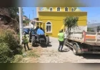 Aydın Büyükşehir Belediye Başkanı Özlem Çerçioğlu öncülüğünde Karpuzlu’da yeşil alanlar kapsamlı bakım ve peyzaj çalışmalarıyla yenilendi
