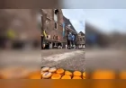 Hollanda’nın Yaklaşık 700 Yıllık Alkmaar Peynir Pazarı Geleneksel Gösterileri ve Eşsiz Lezzetleriyle Yoğun İlgi Görüyor