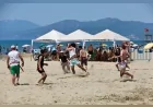 Efes Selçuk Pamucak Sahili, 14 Takım ve 150 Sporcunun Katıldığı Beach Flag Futbol Turnuvasına Ev Sahipliği Yaptı