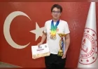 İzmir İl Millî Eğitim Müdürü Dr. Ömer Yahşi: “Deniz’in başarısı eğitimin gerçek gücünü ortaya koyan kıymetli bir örnektir”