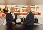 Balıkesir Gazeteciler ve Yazarlar Cemiyeti’nin 10. yılında gazetecilere “Hasan Basri Çantay Basın Emek ve Onur Ödülü”